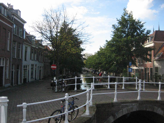 Delft canal 2