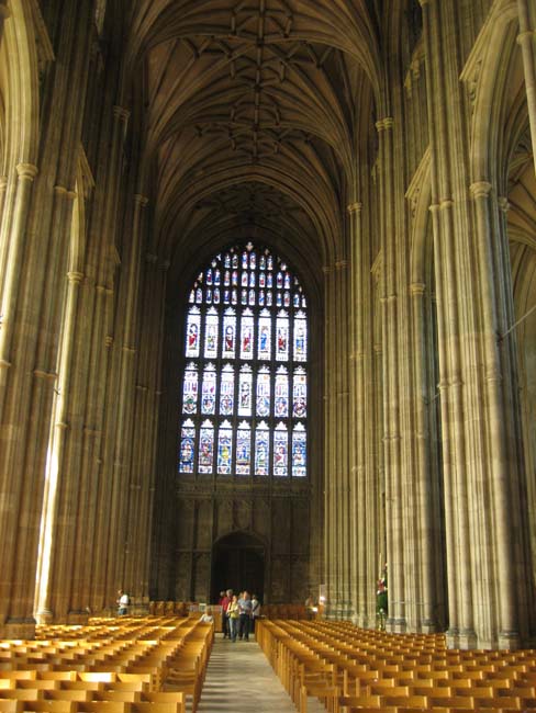 Lon0806 canterbury cathedral 1