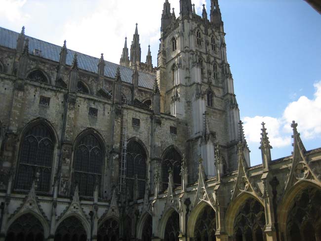 Lon0806 canterbury exterior cathedral